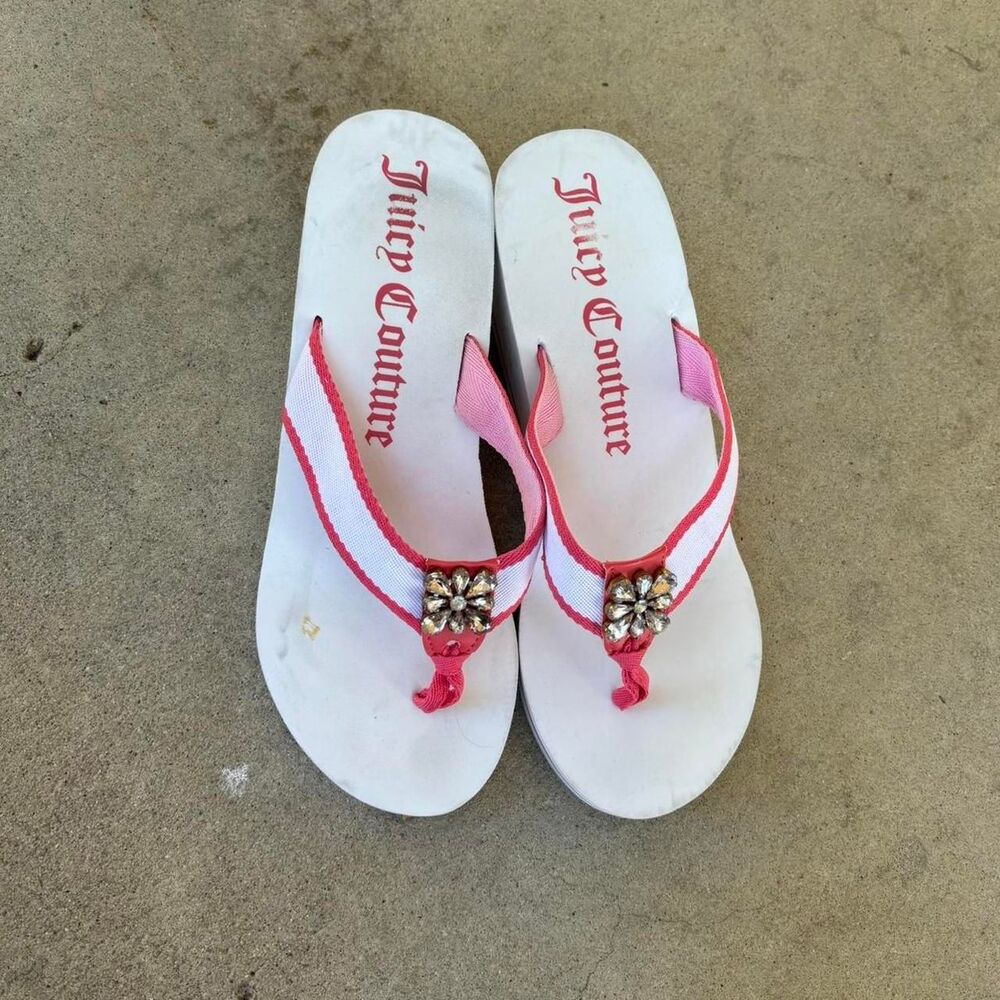 Juicy Couture Pink and White Sandals - Picture 2 of 5
